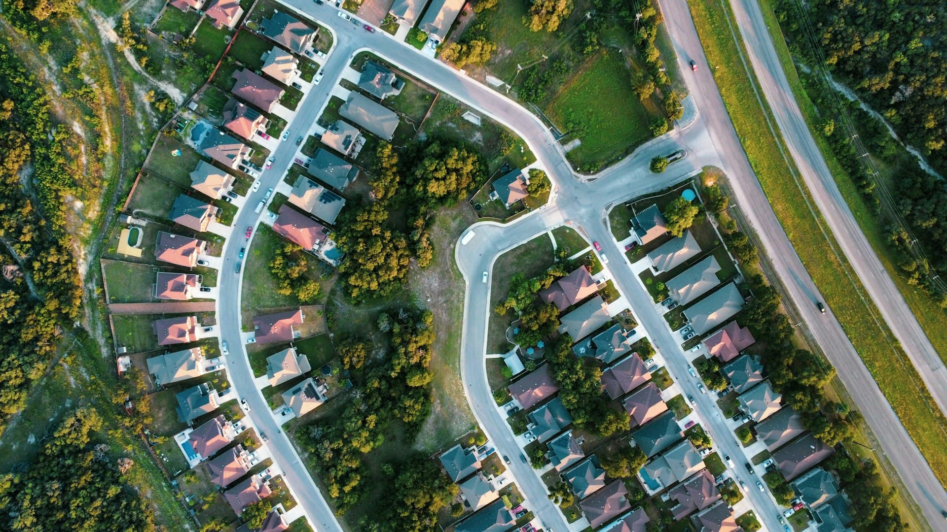 Aerial view of Texas suburban neighborhood with residential homes