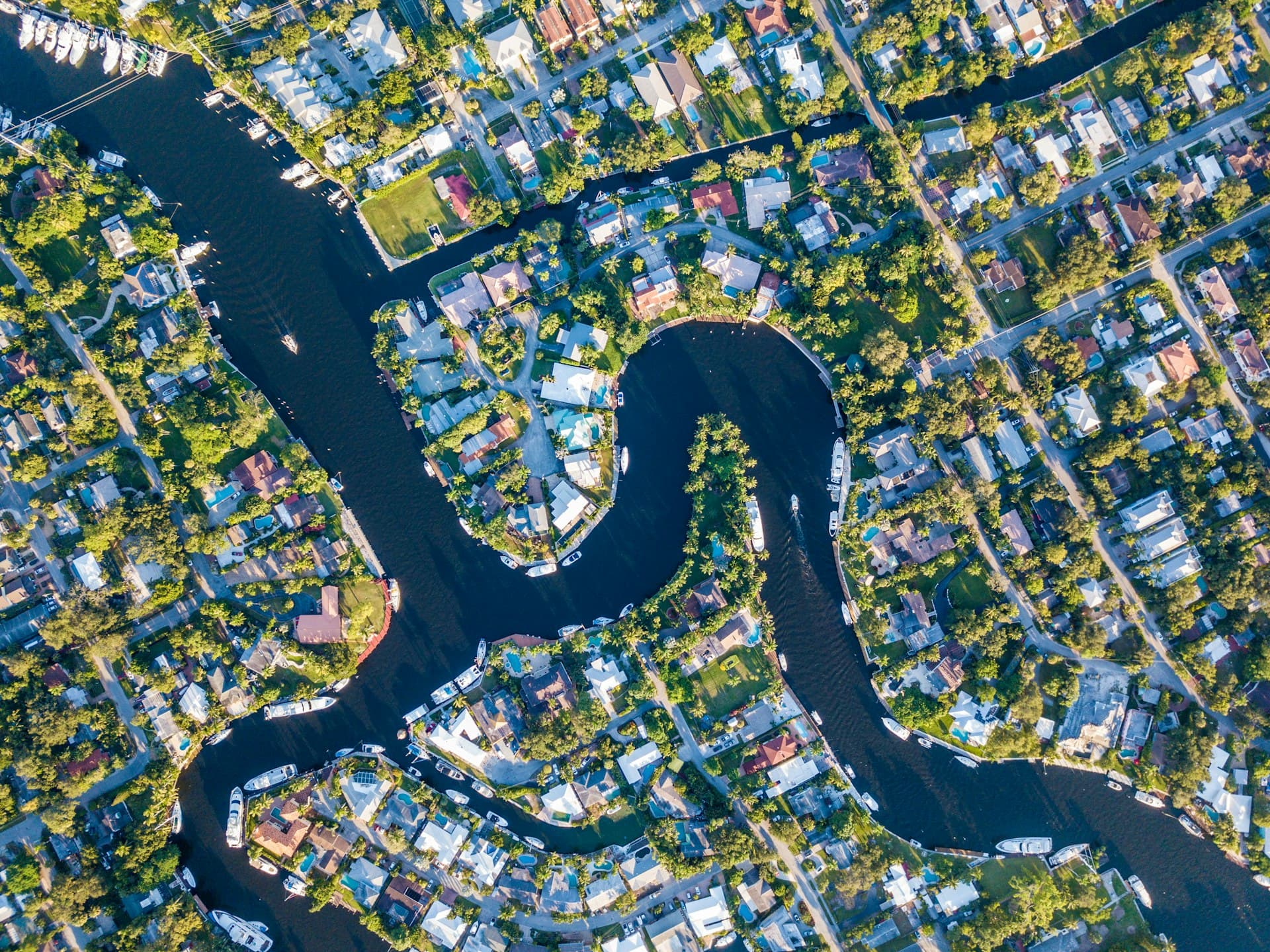 Aerial view of Fort Lauderdale waterfront homes and canals on Tarpon River